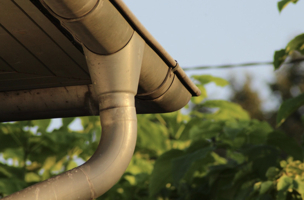  Gutters with a Metal Roof 